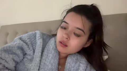 Snapshot of sarah_heart_aus chatting on January 2, 7:33 am Sarah Heart Aus online show from January 2, 7:33 am