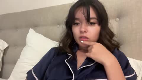 Snapshot of sarah_heart_aus chatting on January 21, 9:13 am Sarah Heart Aus online show from January 21, 9:13 am