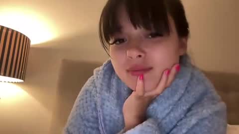 Snapshot of sarah_heart_aus chatting on January 30, 9:15 am Sarah Heart Aus online show from January 30, 9:15 am