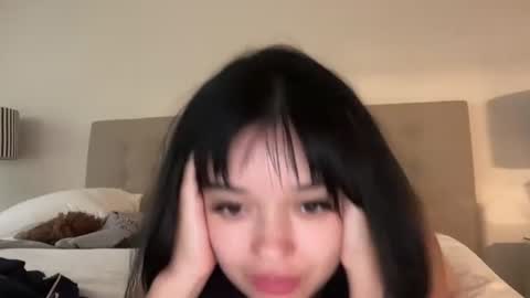 Snapshot of sarah_heart_aus chatting on February 11, 9:46 pm Sarah Heart Aus online show from February 11, 9:46 pm