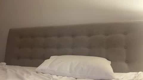 Snapshot of sarah_heart_aus chatting on March 5, 2:23 pm Sarah Heart Aus online show from March 5, 2:23 pm