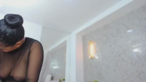 sarah online show from November 11, 12:16 pm