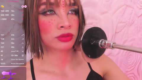 Snapshot of sarahi_camila chatting on February 25, 3:09 am online show from February 25, 3:09 am