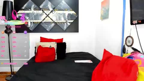  SARAHJEY     online show from February 26, 9:48 pm