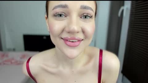 sarahphyllis online show from February 17, 6:59 pm