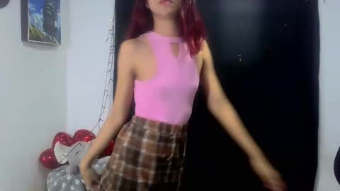 Snapshot of sarahsmitt chatting on March 10, 12:40 am Sarah online show from March 10, 12:40 am