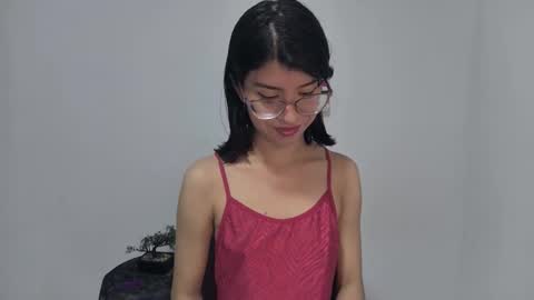 Snapshot of sarahsmitt chatting on November 30, 4:00 pm Sarah online show from November 30, 4:00 pm