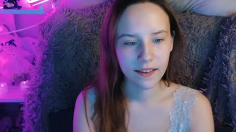 Sara online show from December 10, 1:43 am