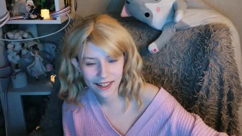 Sara online show from December 13, 11:45 am