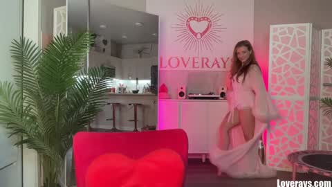 Back from Vacay  Follow for more here  online show from November 12, 3:51 am