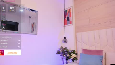 Snapshot of saramonroe1 chatting on January 14, 11:05 pm Sara online show from January 14, 11:05 pm