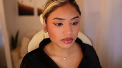 Sara online show from December 31, 10:56 pm