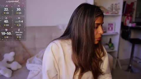 Sara online show from October 16, 10:33 pm