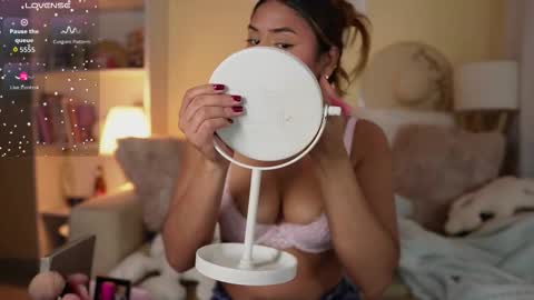 Sara online show from November 10, 11:04 pm