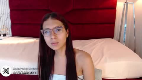 Sara online show from March 3, 7:39 pm