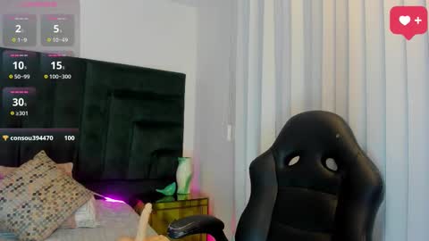      online show from November 29, 1:08 am