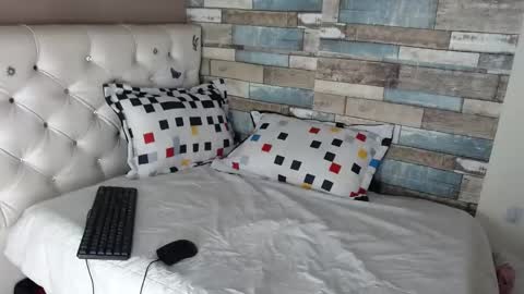 saray_hot202cl online show from January 26, 6:38 am