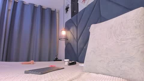 Sara  online show from March 8, 10:22 am