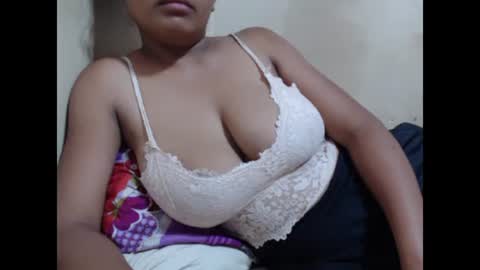 saronette online show from January 16, 10:10 am