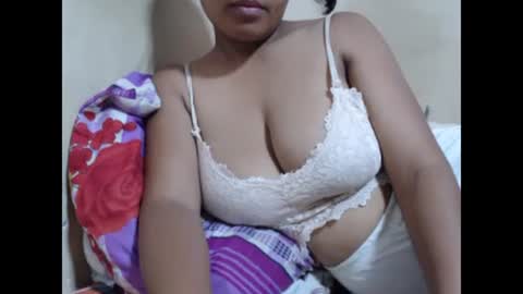 saronette online show from January 18, 7:28 am