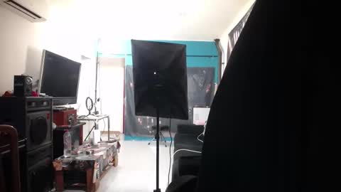 Giselle and Jay online show from October 18, 7:31 am