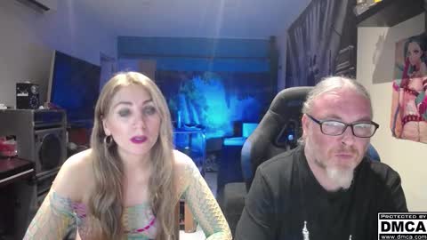 Giselle and Jay online show from November 12, 4:40 pm