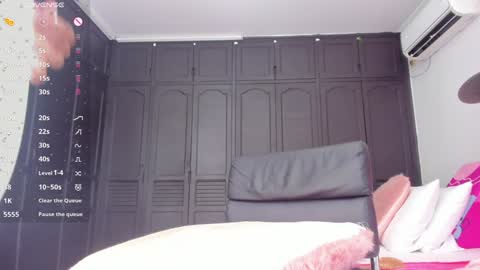 Snapshot of sary_rousse chatting on January 26, 8:25 am Sary Rousse online show from January 26, 8:25 am