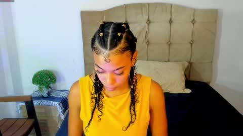 Snapshot of sasha_fox0 chatting on February 10, 12:19 am emy online show from February 10, 12:19 am