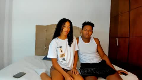 Snapshot of sasha_fox0 chatting on February 19, 11:57 pm emy online show from February 19, 11:57 pm