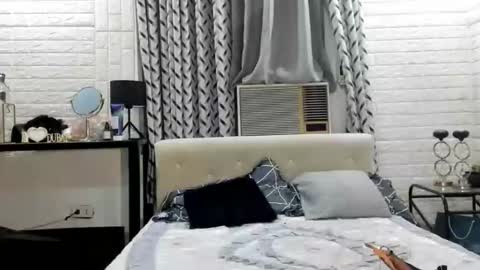 My name is Sasha I will be glad if you spend your time with me 3 you can DM me if you need me online show from September 14, 11:20 am