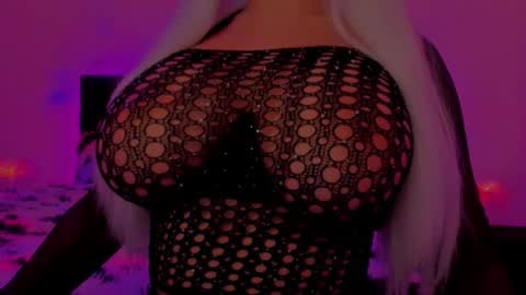   Sasha   online show from October 2, 3:35 am