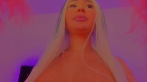   Sasha   online show from October 17, 3:20 am