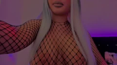   Sasha   online show from November 23, 4:01 am