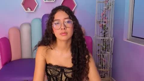 SashaMonroee  online show from October 29, 11:39 pm