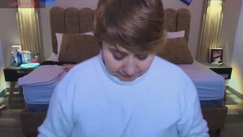 S A S H A R O S E online show from September 30, 12:10 pm