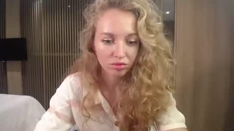 Sasha online show from October 13, 1:44 pm