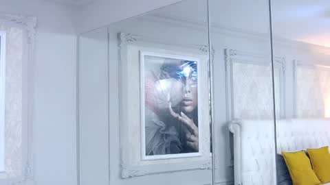 Snapshot of sashavaughn chatting on October 6, 1:30 pm Sasha online show from October 6, 1:30 pm