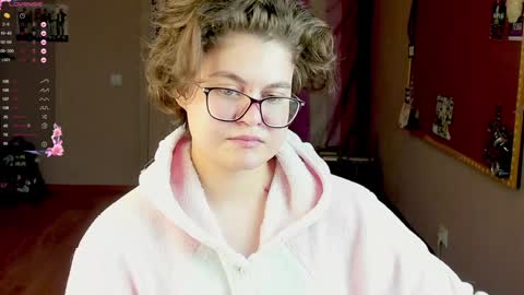 Snapshot of sashy_way chatting on December 11, 8:50 pm .Alexandra online show from December 11, 8:50 pm