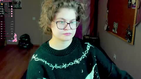 Snapshot of sashy_way chatting on December 14, 1:50 am .Alexandra online show from December 14, 1:50 am