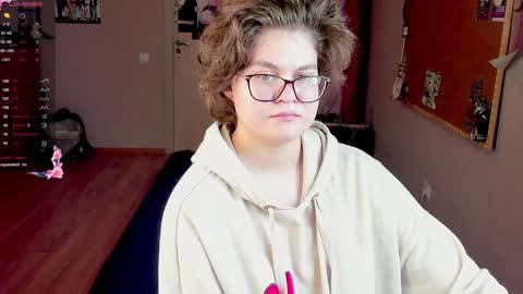 Snapshot of sashy_way chatting on January 5, 2:41 pm .Alexandra online show from January 5, 2:41 pm