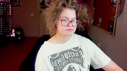 Snapshot of sashy_way chatting on January 26, 4:51 pm .Alexandra online show from January 26, 4:51 pm