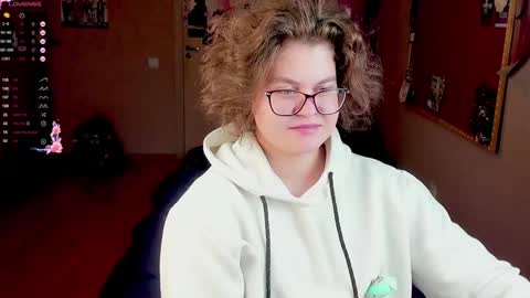 Snapshot of sashy_way chatting on January 28, 7:21 pm .Alexandra online show from January 28, 7:21 pm