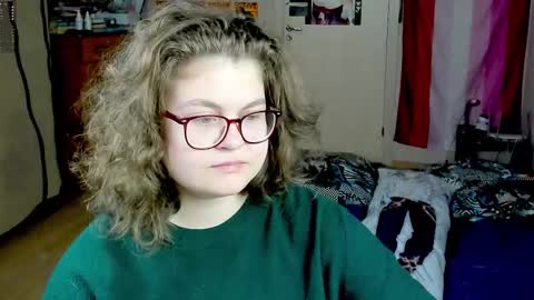 Snapshot of sashy_way chatting on November 1, 11:01 am .Alexandra online show from November 1, 11:01 am