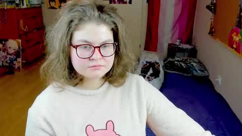 Snapshot of sashy_way chatting on December 13, 7:53 pm .Alexandra online show from December 13, 7:53 pm