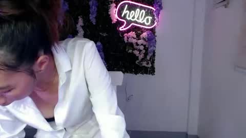 Snapshot of sassy_stella chatting on January 21, 6:23 pm sassy_stella online show from January 21, 6:23 pm