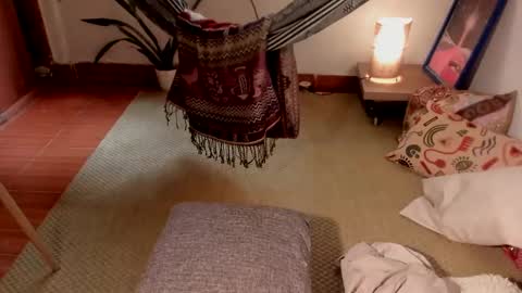 Snapshot of sassy_xyou chatting on January 24, 9:47 pm Ms. Oh online show from January 24, 9:47 pm