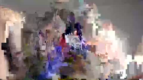 Snapshot of sassylilah chatting on December 15, 6:23 pm Lilah online show from December 15, 6:23 pm