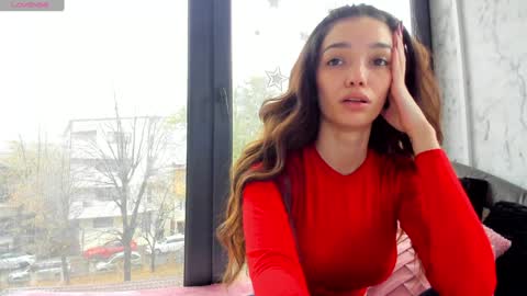 Snapshot of sassyt33n chatting on December 7, 9:39 am sassyt33n online show from December 7, 9:39 am