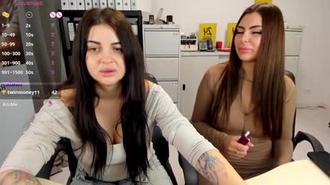 Snapshot of sassytiff chatting on December 31, 8:15 am sassytiff online show from December 31, 8:15 am