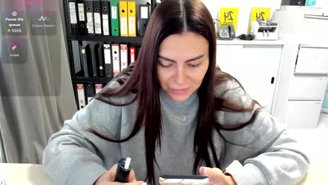 Snapshot of sassytiff chatting on October 27, 12:53 pm sassytiff online show from October 27, 12:53 pm